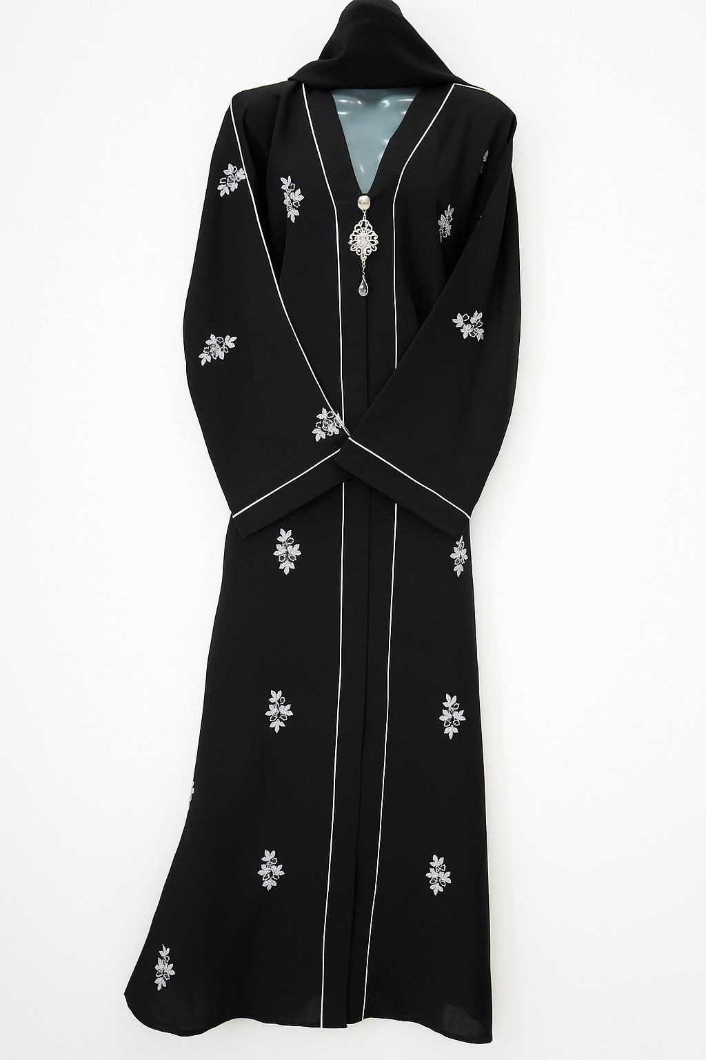 Black Embroidered Abaya – Premium Floral Design with Brooch
